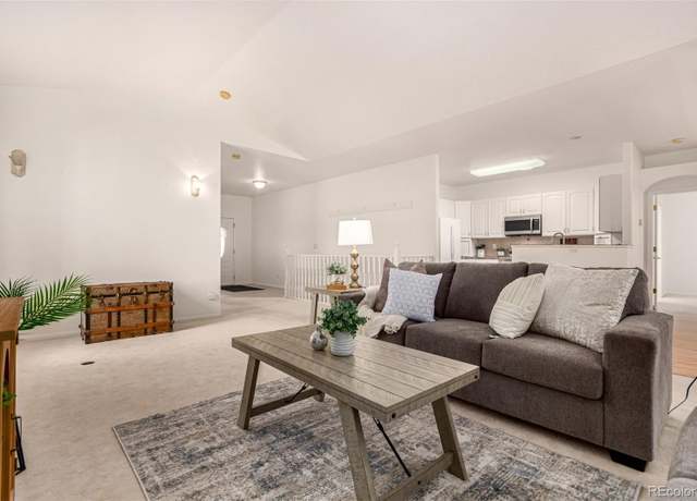 Property at 5275 W 9th Street Dr, Greeley, CO 80634, 4 beds, 3 baths