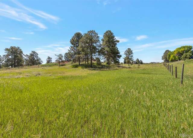 Property at 10461 Black Forest Dr, Parker, CO 80138