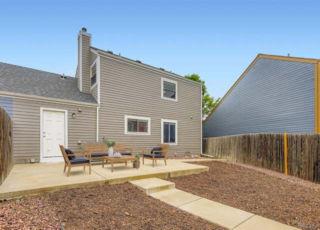 Property at 19481 E Milan Cir, Aurora, CO 80013, 3 beds, 2 baths