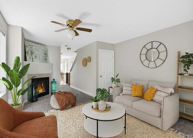 Property at 2016 Oakcrest Cir, Castle Rock, CO 80104, 2 beds, 2 baths