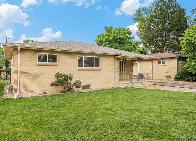Property at 260 Flint Way, Broomfield, CO 80020, 4 beds, 2 baths