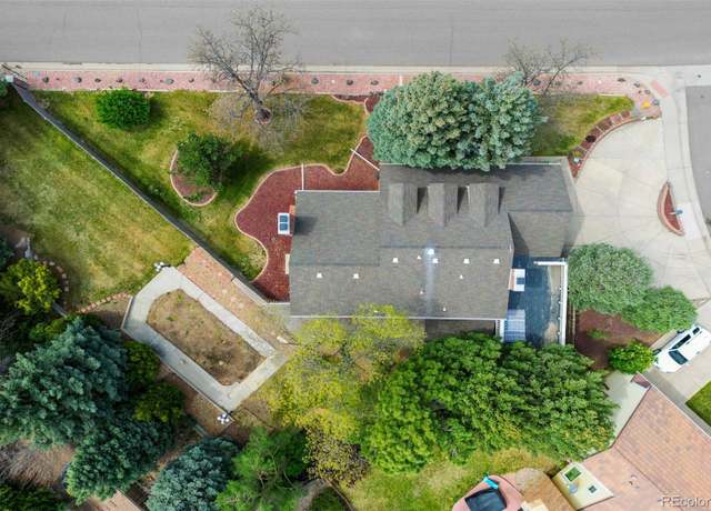 Property at 6302 S Ivy Ct, Centennial, CO 80111, 5 beds, 4 baths