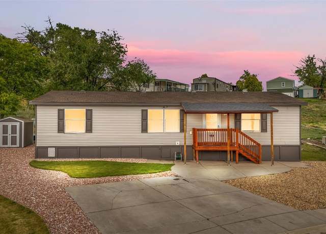 Property at 4211 E 100th Ave, Thornton, CO 80229, 3 beds, 2 baths