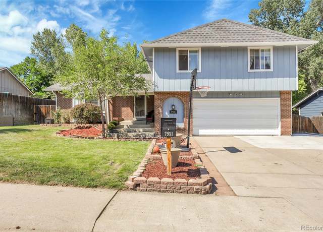 Property at 7951 W Quarto Dr, Littleton, CO 80128, 4 beds, 3 baths