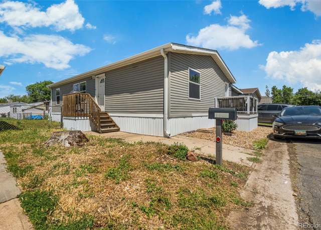 Property at 1955 Carson St, Aurora, CO 80011, 3 beds, 2 baths