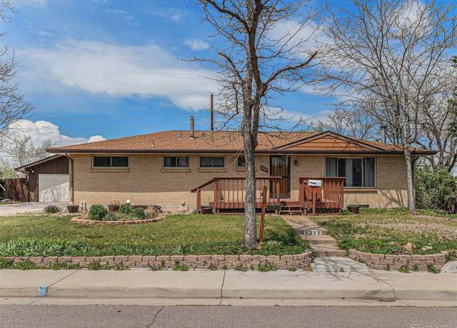 Property at 4395 E Arapahoe Pl, Centennial, CO 80122, 4 beds, 3 baths
