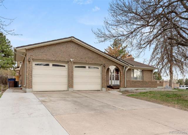 Property at 2696 S Yukon Ct, Lakewood, CO 80227, 4 beds, 3 baths