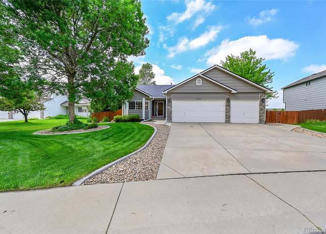 Property at 2205 Santa Fe Dr, Longmont, CO 80504, 5 beds, 3 baths