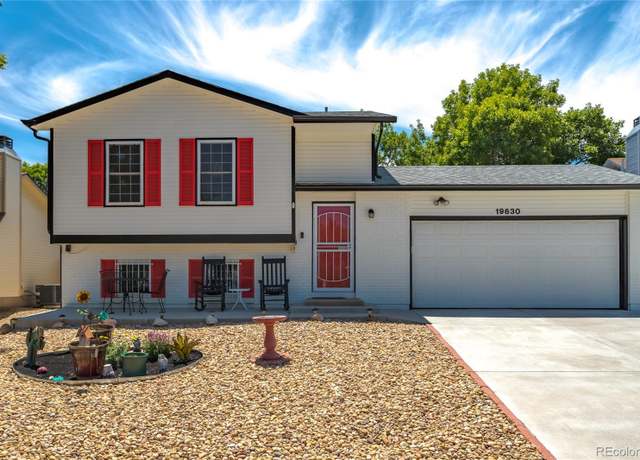 Property at 19630 E Purdue Pl, Aurora, CO 80013, 3 beds, 2 baths
