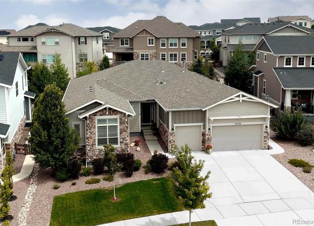 Property at 27430 E Lakeview Dr, Aurora, CO 80016, 4 beds, 4 baths