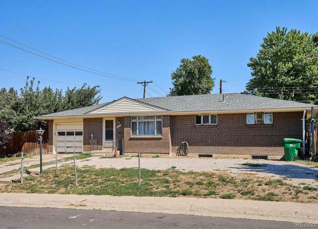 Property at 6097 S Elizabeth Way, Centennial, CO 80121, 4 beds, 2 baths