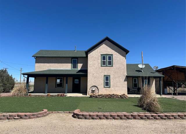 Property at 135 36th Ln, Pueblo, CO 81006, 3 beds, 2 baths