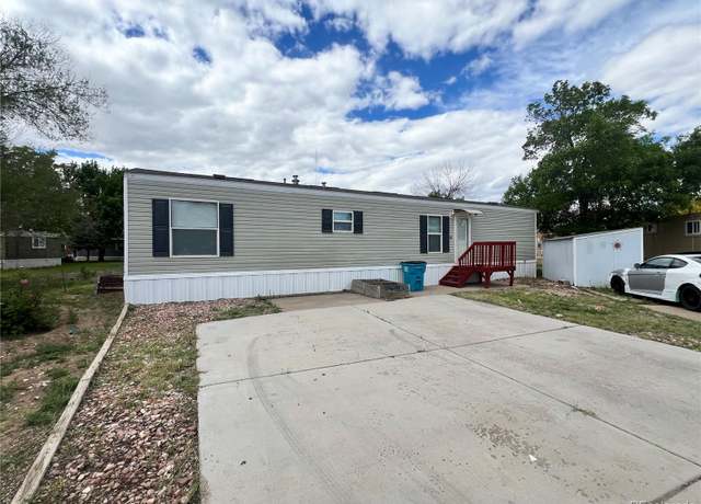 Property at 2700 W C St, Greeley, CO 80631, 2 beds, 1 bath