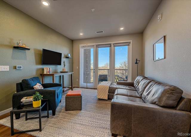 Property at 420 E Fremont Pl #203, Centennial, CO 80122, 2 beds, 2 baths