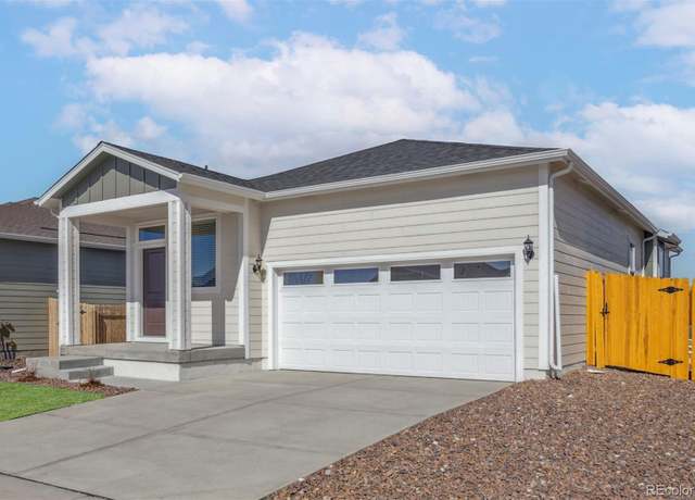 Property at 9476 Yampa Ct, Commerce City, CO 80022, 3 beds, 2 baths