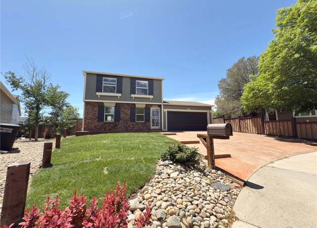 Property at 17212 E Oberlin Pl, Aurora, CO 80013, 4 beds, 3 baths