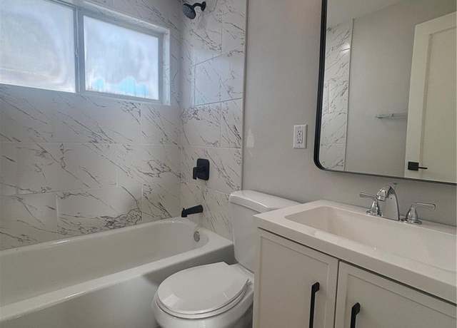 Property at 742 Hanover St, Aurora, CO 80010, 4 beds, 2 baths