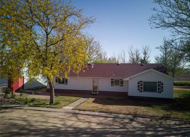 Property at 19741 County Road 14, Fort Morgan, CO 80701, 3 beds, 2 baths