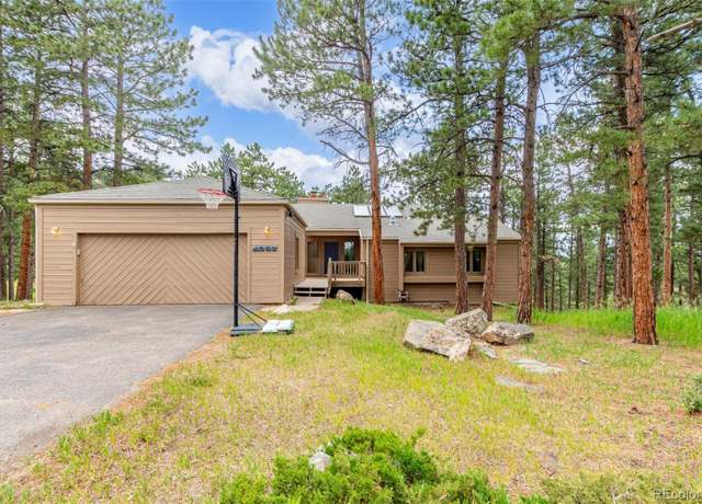 Property at 1037 Dogwood Dr, Golden, CO 80401, 4 beds, 3 baths