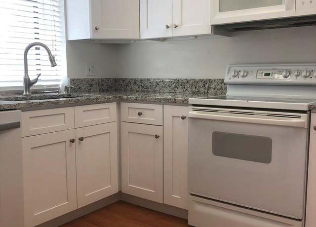 Property at 16201 E Dakota Pl E Unit E, Aurora, CO 80017, 2 beds, 1 bath