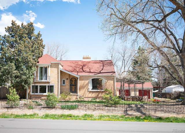 Property at 2084 Bell Ct, Lakewood, CO 80215, 4 beds, 2 baths