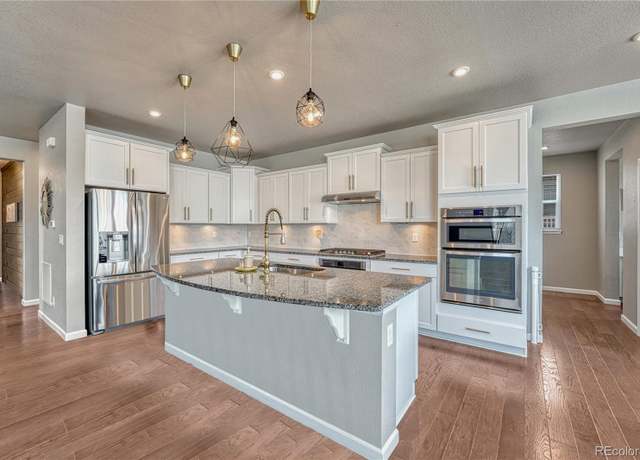 Property at 23957 E Rocky Top Ave, Aurora, CO 80016, 3 beds, 3 baths