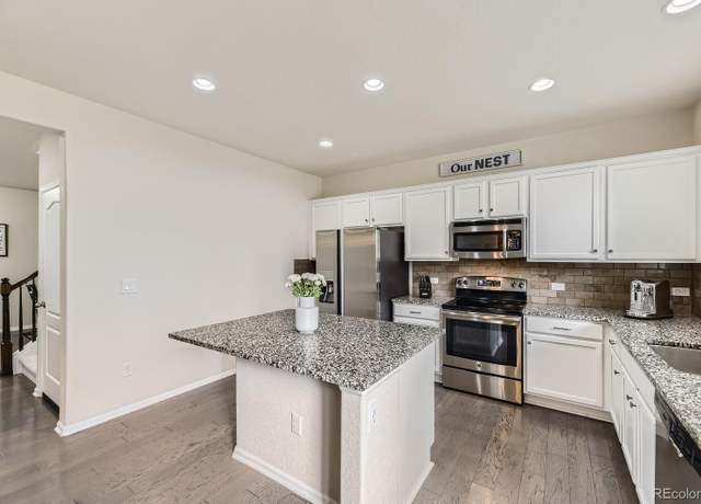 Property at 6108 S Harvest Ct, Aurora, CO 80016, 4 beds, 4 baths
