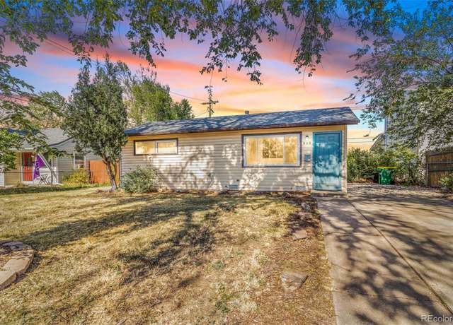 Property at 960 Paris St, Aurora, CO 80010, 3 beds, 1 bath