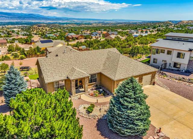 Property at 35 Pike View Dr, Canon City, CO 81212, 5 beds, 3 baths