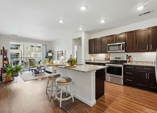 Property at 480 E Fremont Pl #308, Littleton, CO 80122, 2 beds, 2 baths