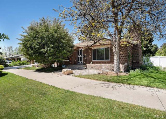 Property at 805 S Everett St, Lakewood, CO 80226, 4 beds, 2 baths