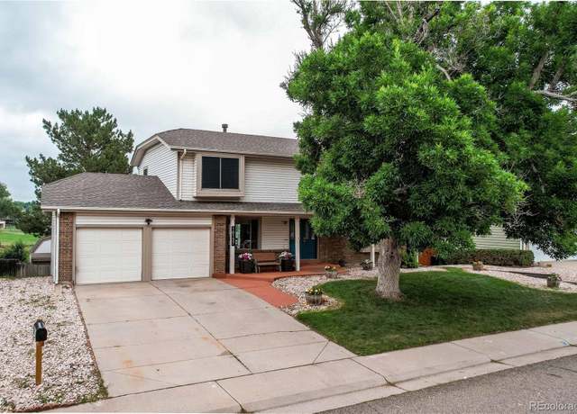 Property at 10137 W Berry Dr, Littleton, CO 80127, 6 beds, 4 baths