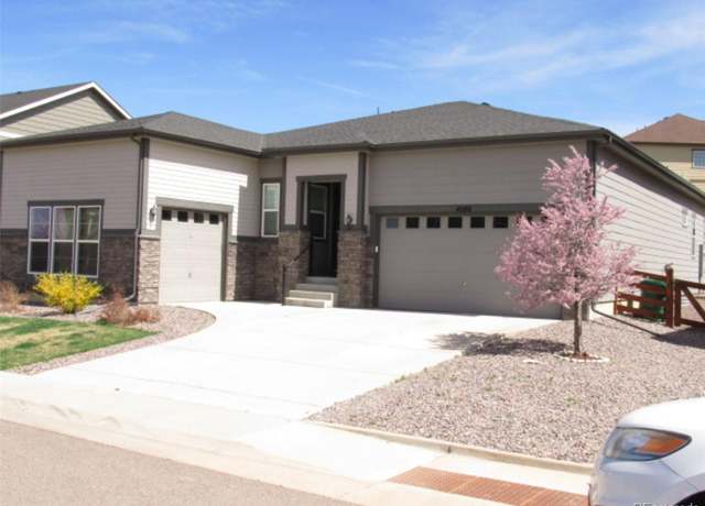 Property at 4580 S Ukraine Cir, Aurora, CO 80015, 3 beds, 2 baths