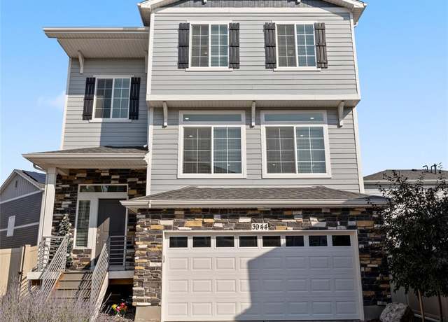 Property at 3944 N Quatar Ct, Aurora, CO 80019, 4 beds, 4 baths