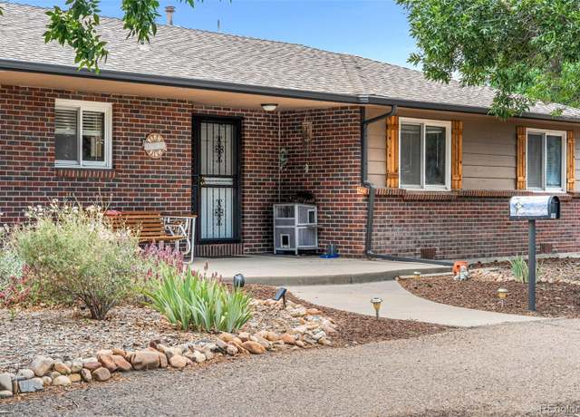 Property at 11961 Racine Ct, Henderson, CO 80640, 4 beds, 3 baths