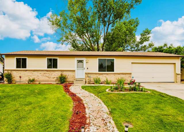 Property at 7075 Welch Ct, Arvada, CO 80004, 3 beds, 2 baths