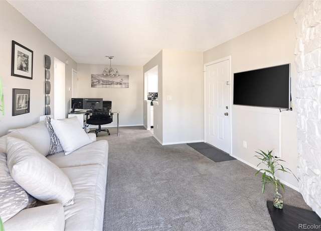 Property at 1960 S Xanadu Way #208, Aurora, CO 80014, 1 bed, 1 bath