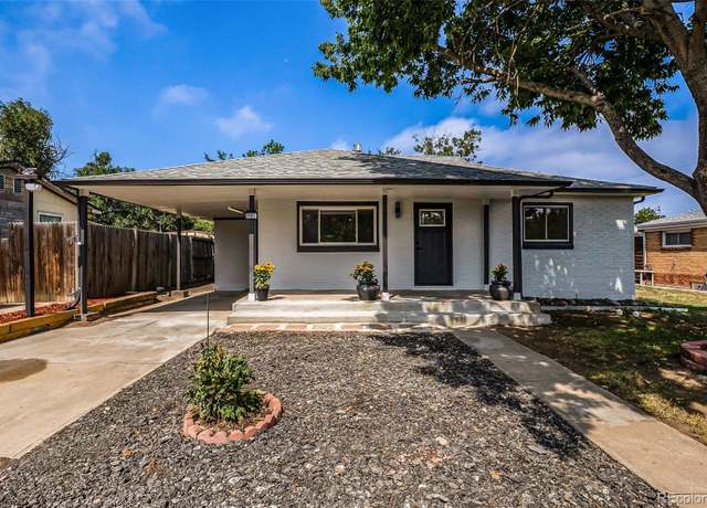 Property at 1985 Blackhawk St, Aurora, CO 80011, 3 beds, 2 baths