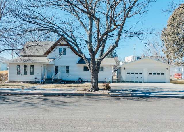 Property at 317 Adams Ave, Akron, CO 80720, 5 beds, 3 baths