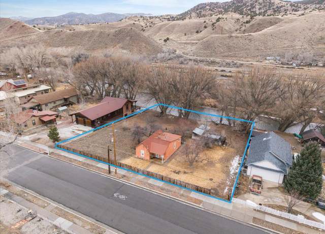 Property at 616 W Sackett Ave, Salida, CO 81201, 2 beds, 1 bath