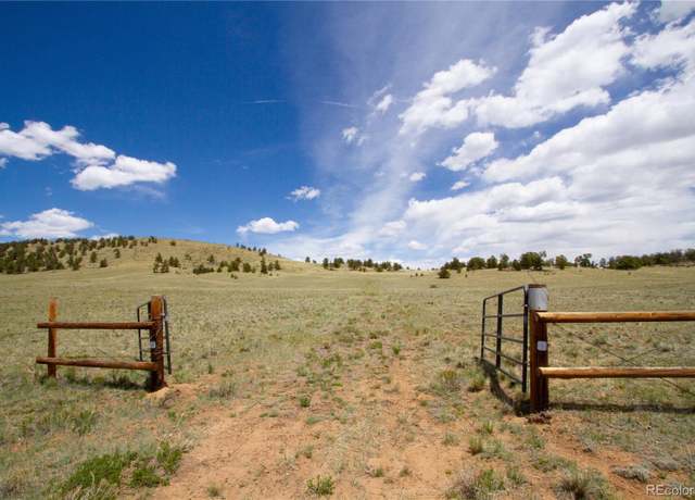 Property at 290 Santa Maria Dr, Como, CO 80432