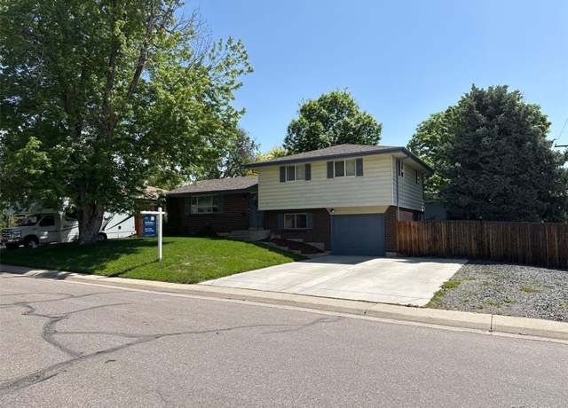 Property at 1492 S Dudley St, Lakewood, CO 80232, 3 beds, 2 baths