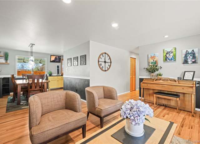 Property at 5485 S Lakeview St, Littleton, CO 80120, 3 beds, 3 baths