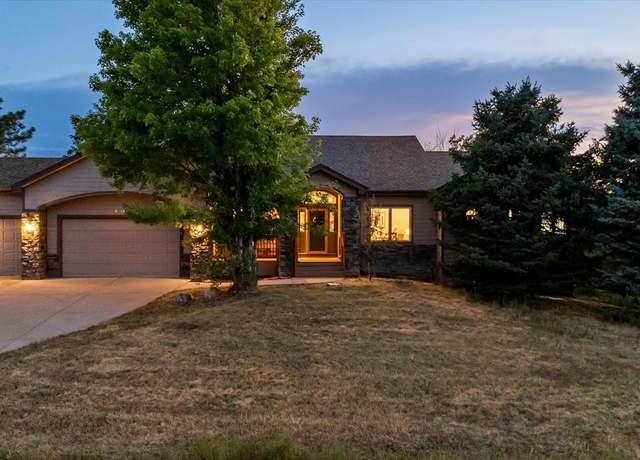 Property at 6713 Hillside Way, Parker, CO 80134, 4 beds, 3 baths