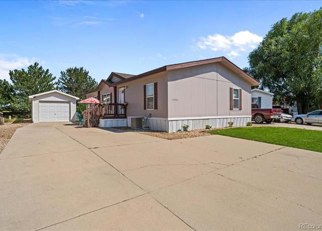 Property at 10540 Barron Cir, Longmont, CO 80504, 3 beds, 2 baths