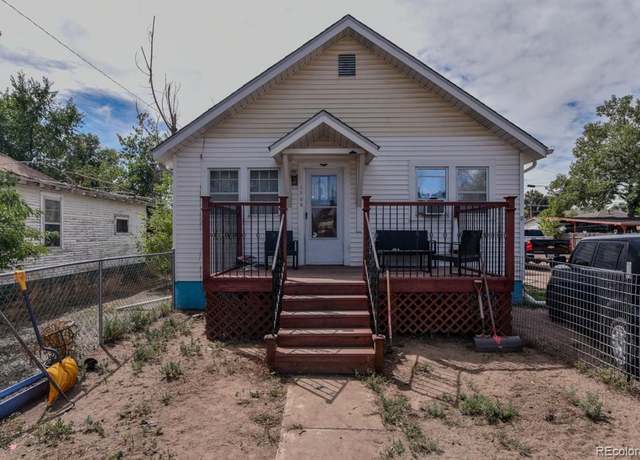 Property at 1700 8th St, Greeley, CO 80631, 3 beds, 2 baths