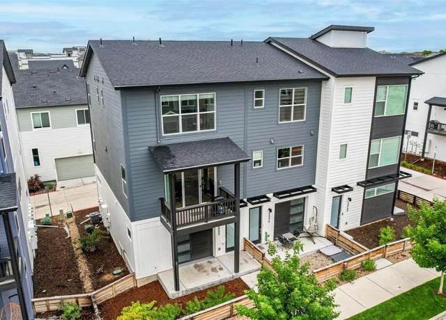 Property at 2052 Alcott Way, Broomfield, CO 80023, 2 beds, 4 baths