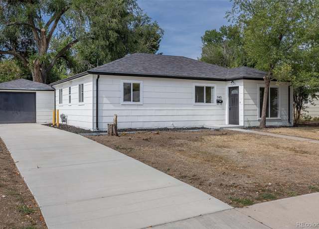 Property at 945 Uvalda St, Aurora, CO 80011, 3 beds, 2 baths