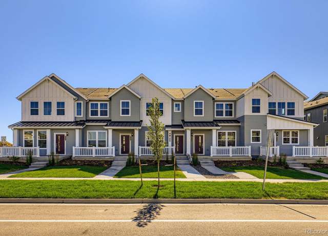 Property at 752 N Bently St, Watkins, CO 80137, 3 beds, 3 baths