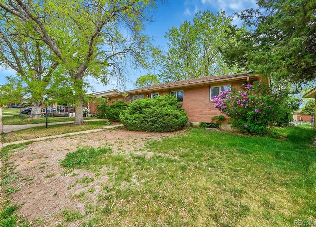 Property at 2624 22nd Ave, Greeley, CO 80631, 3 beds, 2 baths